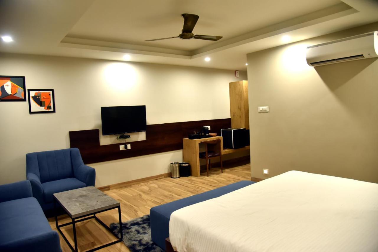 The Oaks Comforts Hubli Exteriér fotografie